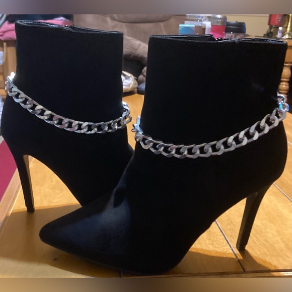 NWT Ladies Size 10 Mata Cravings 4” Heels With Chain - Picture 14 of 16